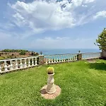Clementina Apartment *