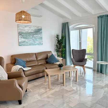 Clementina شقة نيرخا